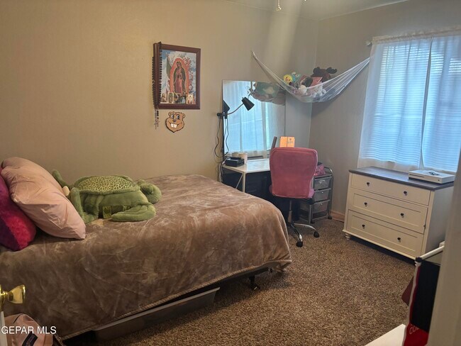 Building Photo - 3477 Angel Face St