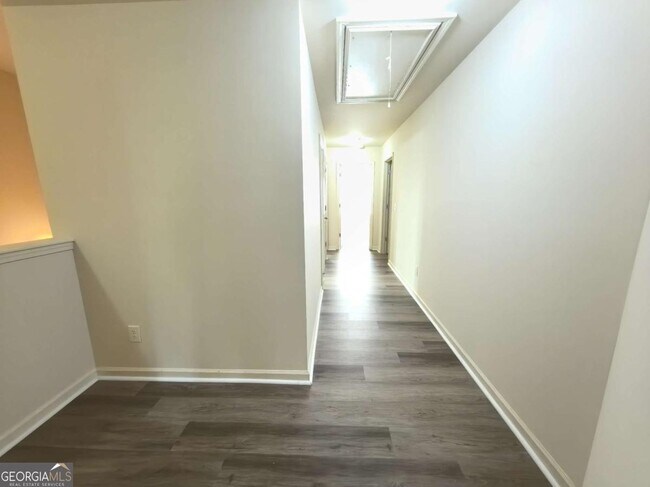 Building Photo - 2765 Gower Way