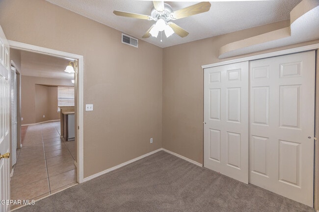 Building Photo - 449 Valle Calido Dr