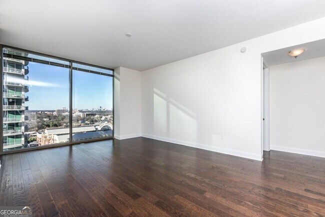 Building Photo - 270 17th St NW