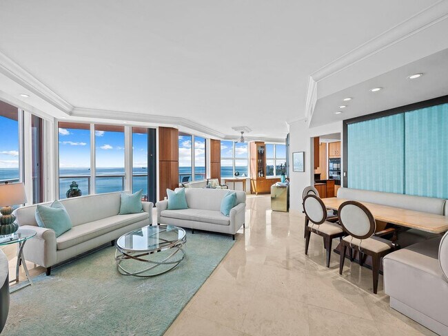 Building Photo - 2110 N Ocean Blvd