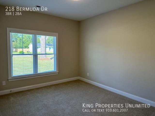 Building Photo - 218 Bermuda Dr