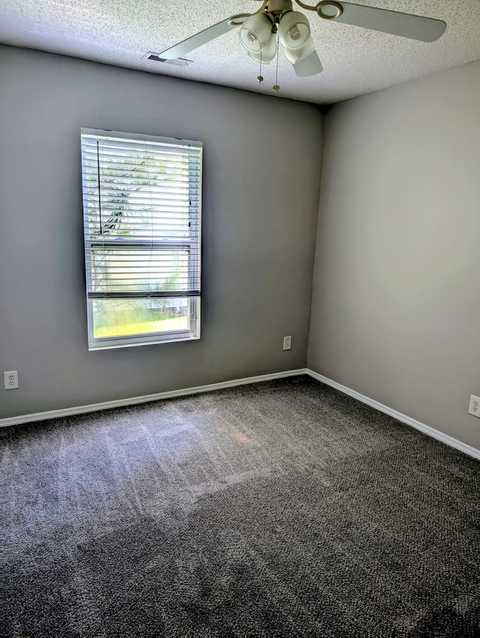 Building Photo - 456 Bellegrove Dr