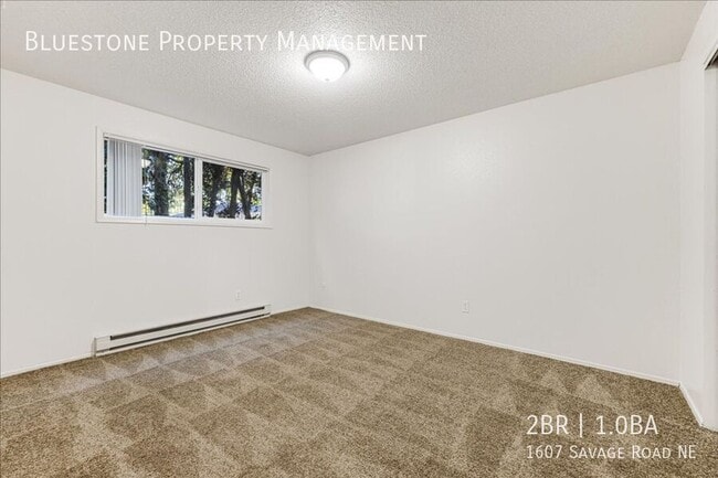 Building Photo - 1607 Savage Rd NE