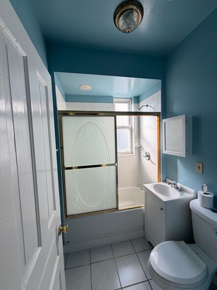 Building Photo - 1629 W 38th St