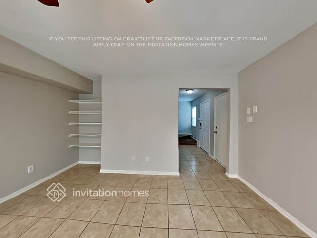Building Photo - 16722 Warbler Dr