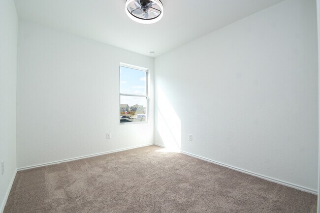 Building Photo - 7626 Chancery Gate