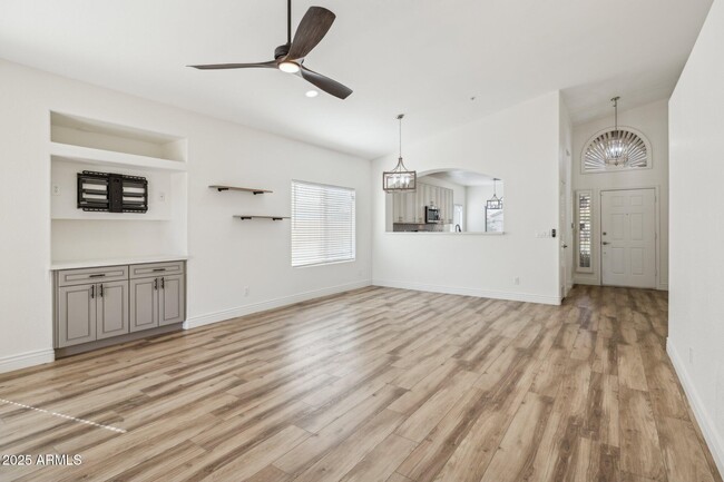 Building Photo - 3027 N 83rd Pl
