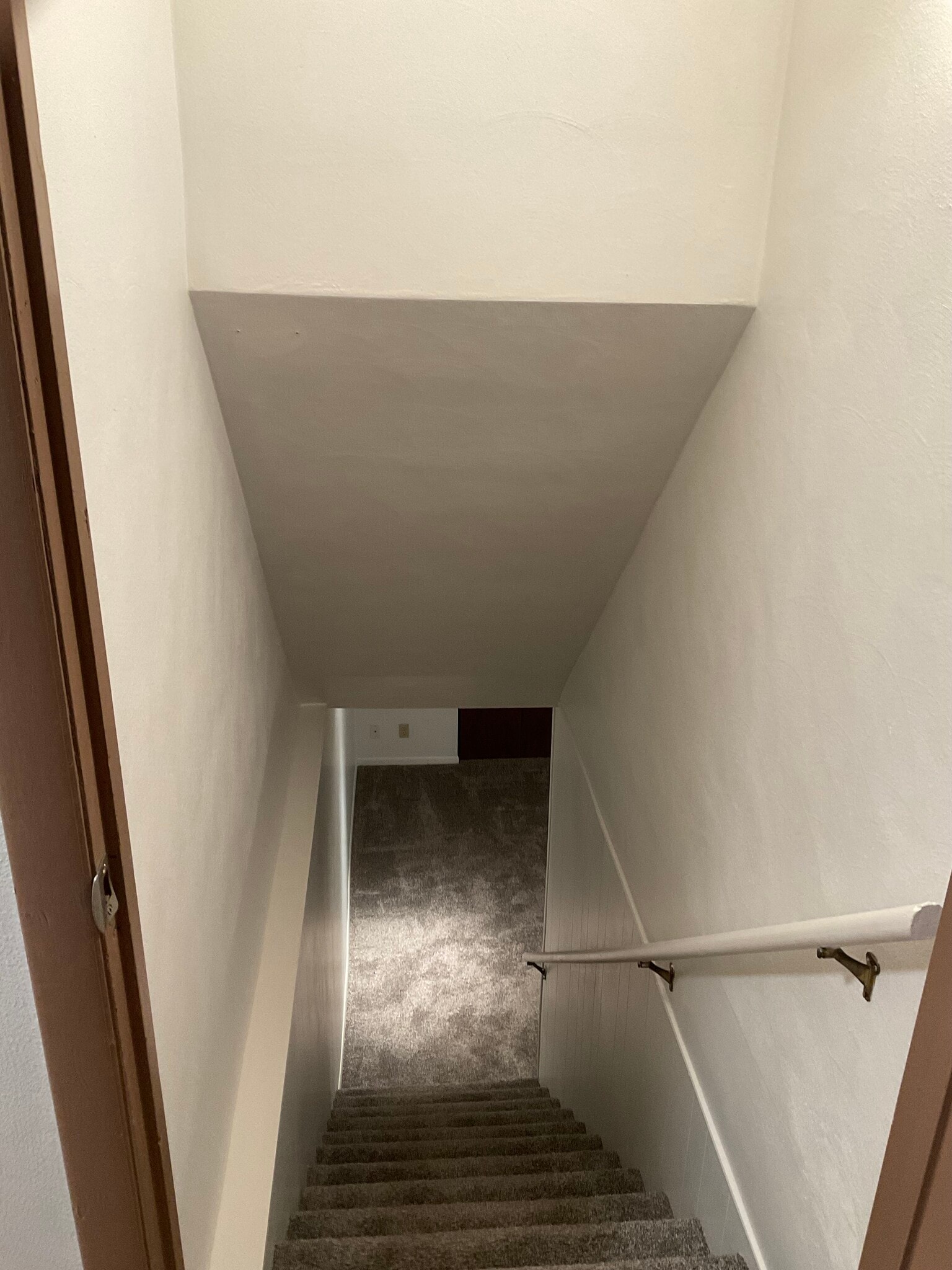 Stairway to basement - 419 Peachtree Cir
