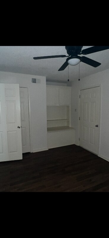 Building Photo - 664 Confederate Ridge Dr