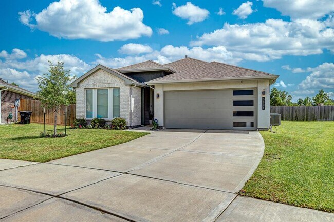 Building Photo - 6803 Telford Holw Trl