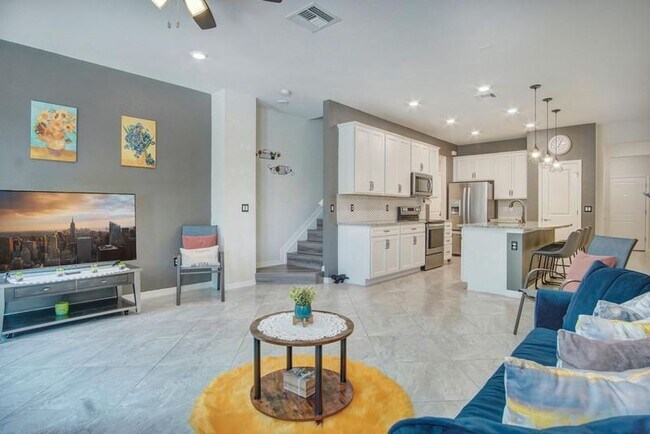 Building Photo - 2374 Post St