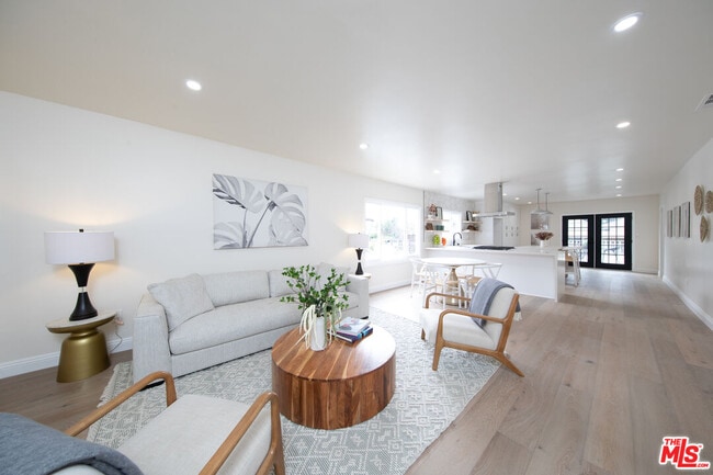 Building Photo - 3766 Valleybrink Rd