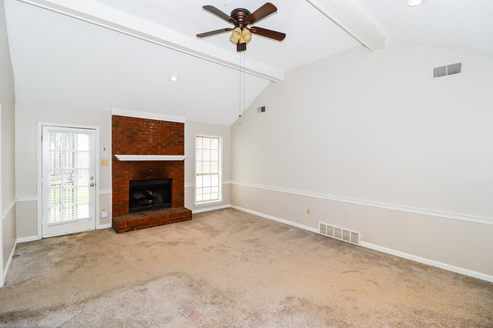 Building Photo - 423 Cairn Cove