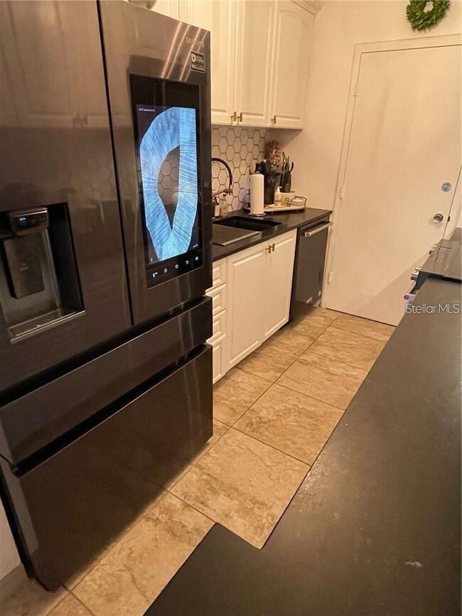 Building Photo - TURNKEY FURNISHED WATERFRONT RENTAL – Live...