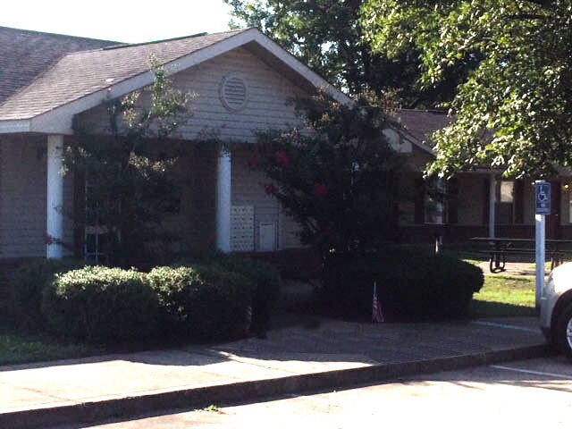 Building Photo - Alcott Manor