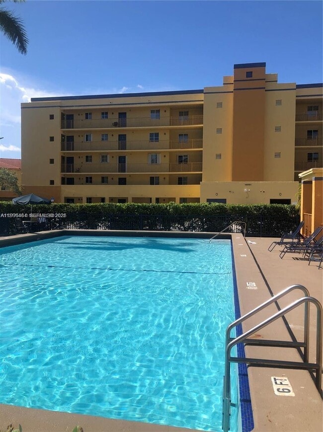 Building Photo - 14902 SW 82nd Ln