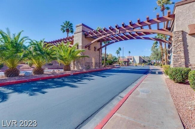 Building Photo - Guard Gated SW Community. 1 Bed. 1 Bath. 2...