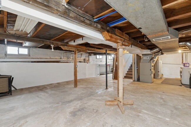 Building Photo - Beautiful Air Home Whitefish