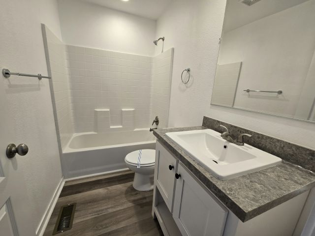 Building Photo - 6223 E Sahara Ave