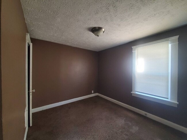 Building Photo - 7919 Force Ave
