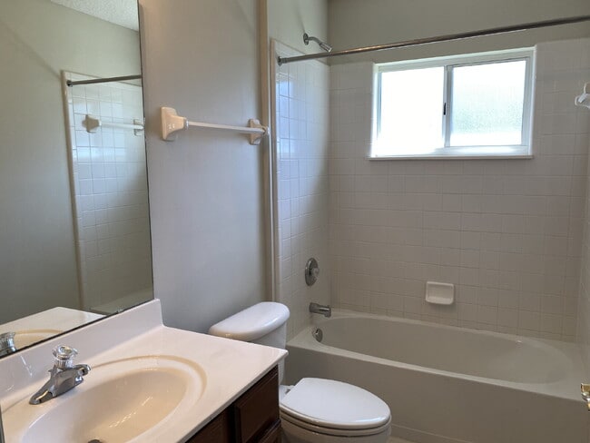 Building Photo - 9533 Maidstone Mill Dr W