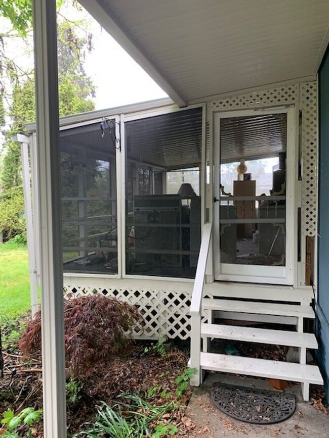 Building Photo - Great single Level home!