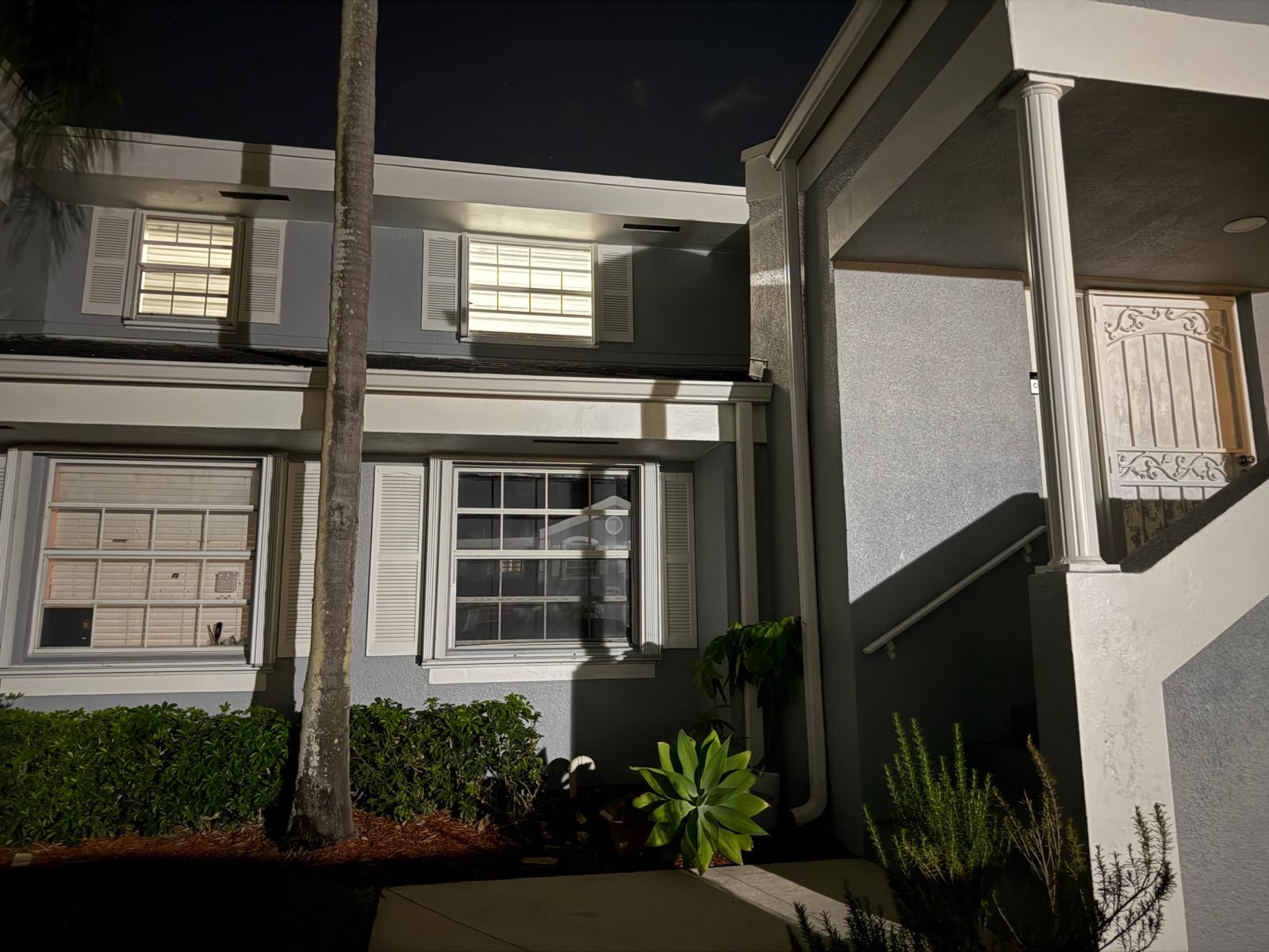 Building Photo - 2024 SE 27th Dr