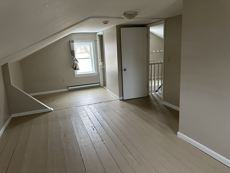 Building Photo - 6699 Barber Hill Rd