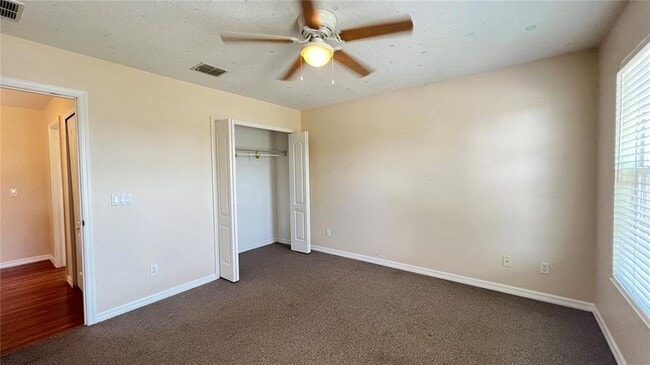 Building Photo - 806 Lost Grove Cir