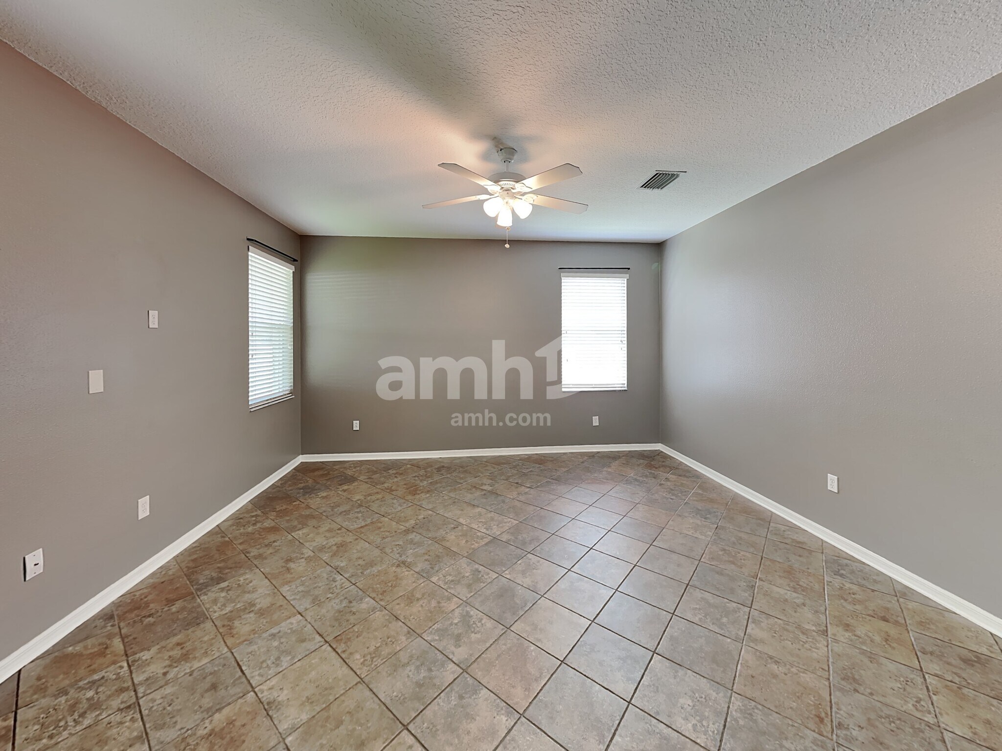 Building Photo - 5940 Candytuft Pl