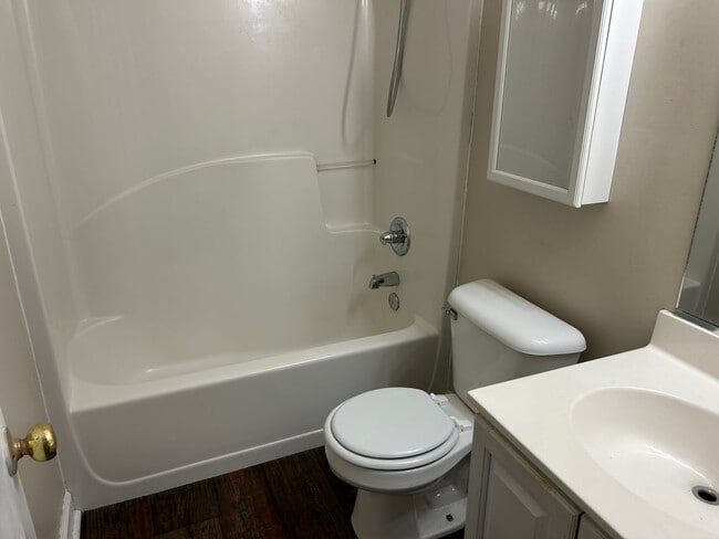 Building Photo - 5200 Shallowford Rd