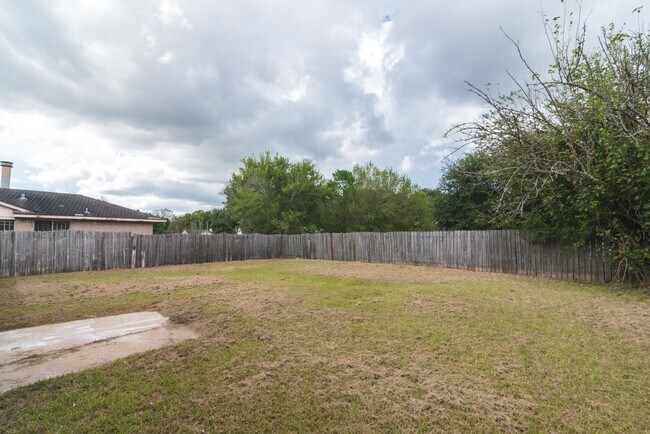 Building Photo - 8602 Rockmont Ct