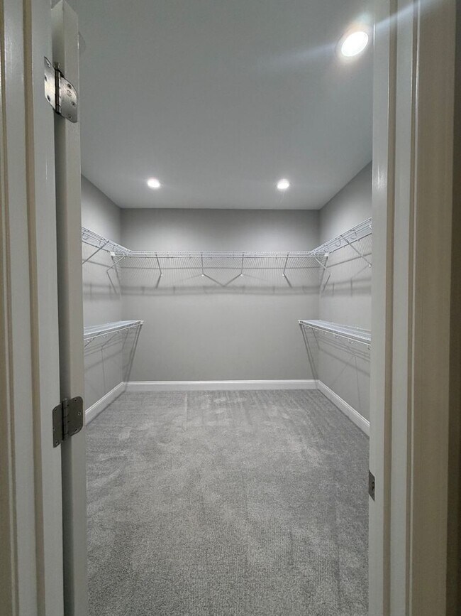 Building Photo - 158 The Villas Wy