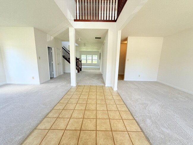 Building Photo - 2946 Heirloom Ln
