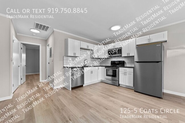 Building Photo - 125 Coats Cir