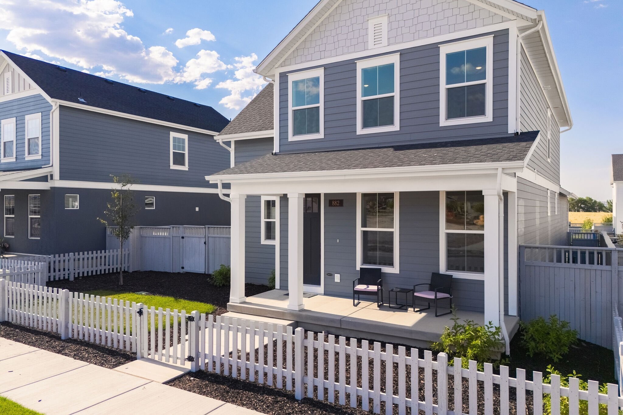 Building Photo - 882 Caroline Dr