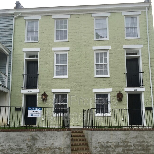 Building Photo - 2117 Cedar St