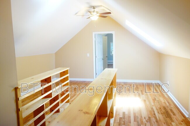 Building Photo - 8401 Flower Ave