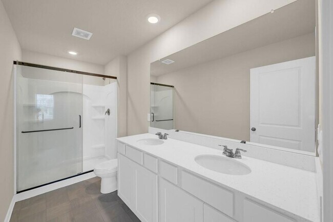Building Photo - 124 Dakota Cir