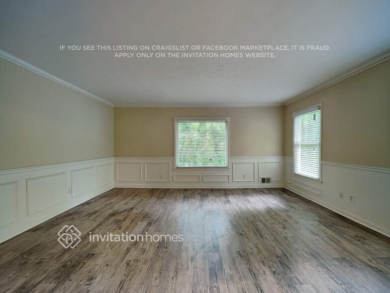 Building Photo - 1760 Deer Run Dr SW