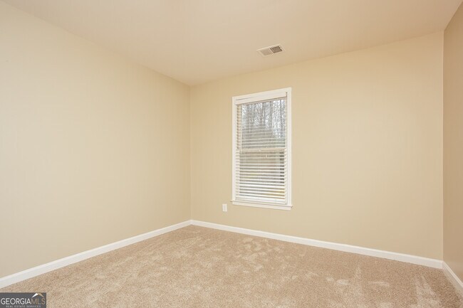 Building Photo - 991 Laurel Springs Ln SW