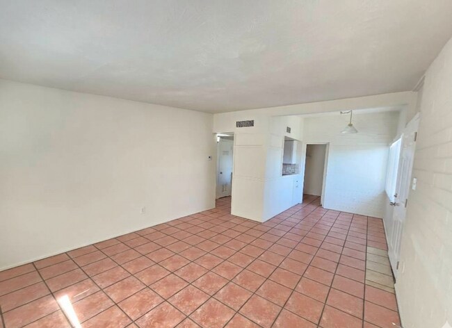 Building Photo - Great Location!  1 bed 1 bath