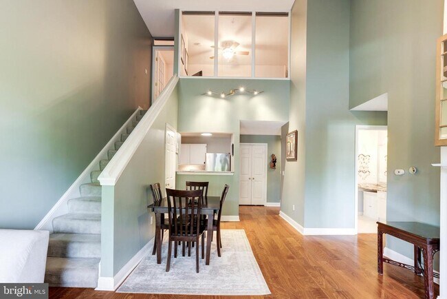 Building Photo - 12012 Taliesin Pl