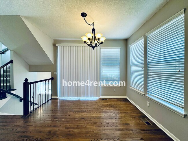 Building Photo - Gorgeous Olathe, 5 BR Home w/ Wood floors,...