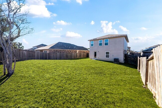 Building Photo - Modern Comfort Meets Everyday Living in This Beautifully Updated Two Story Home for Rent