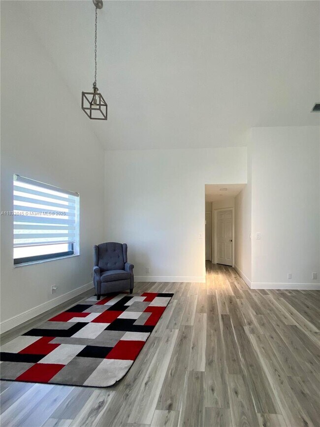Building Photo - 4437 NW 99th Way