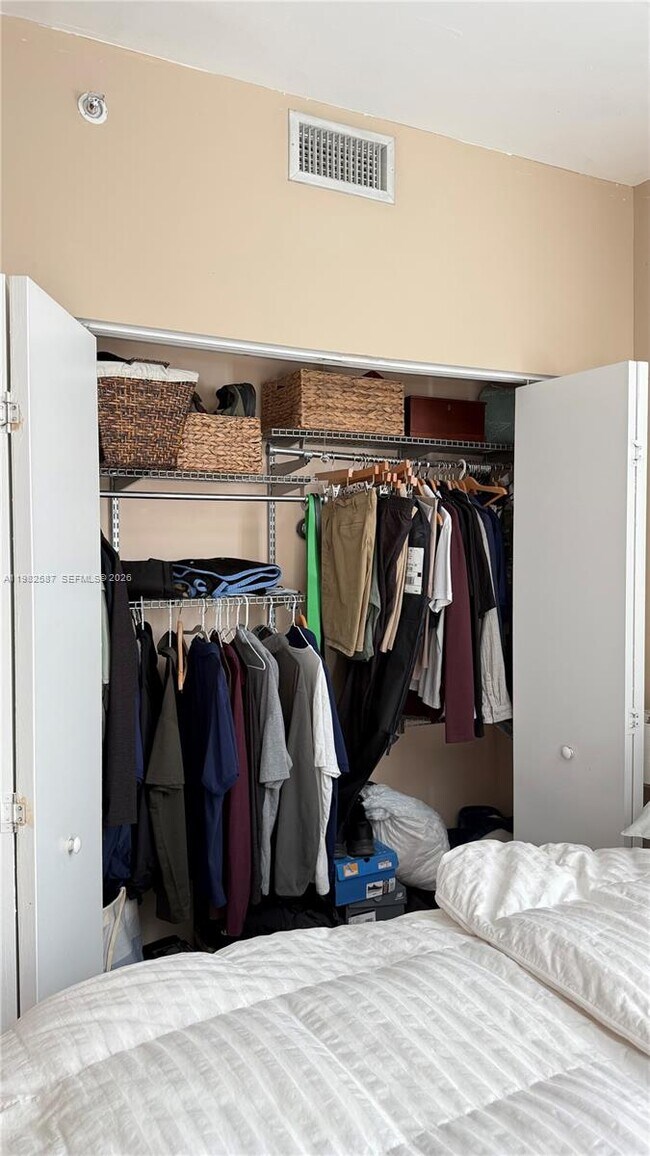 Building Photo - 3180 SW 22nd Terrace