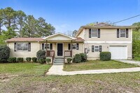 Building Photo - 3117 Parkwood Rd