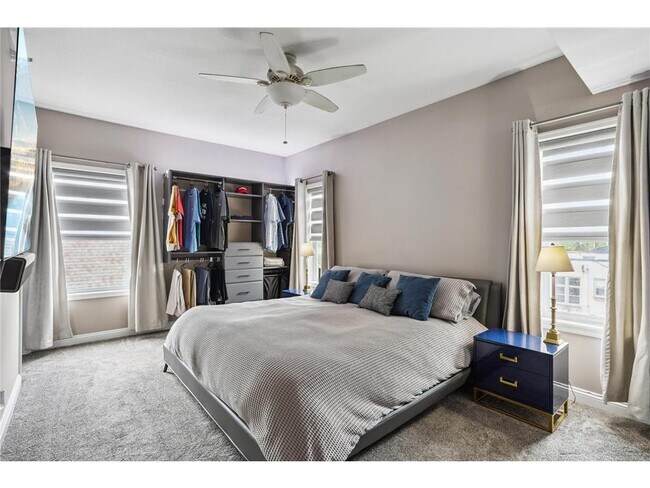 Building Photo - 1829 Park Ave